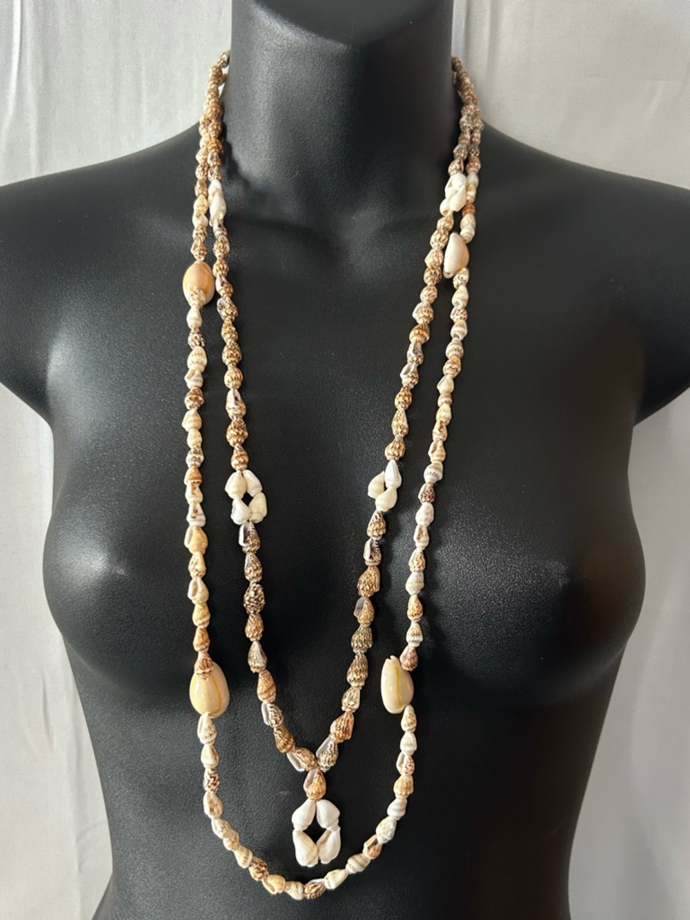 2 Single Handcrafted Natural Shell Long Necklaces - Cream/Brown VTG Boho 17/16”
